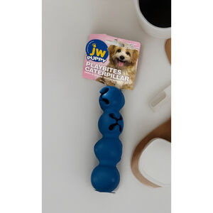 JW Dog Puppy Caterpillar Small-Medium• New